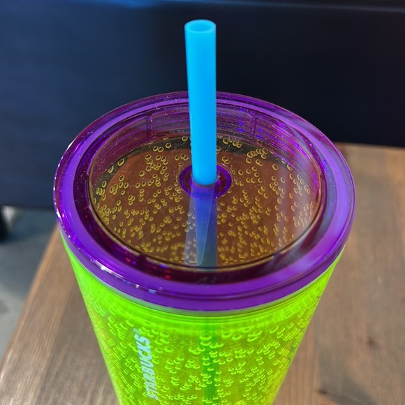 Green bubble Starbucks cup 24oz with purple lid - Picture 3 of 3